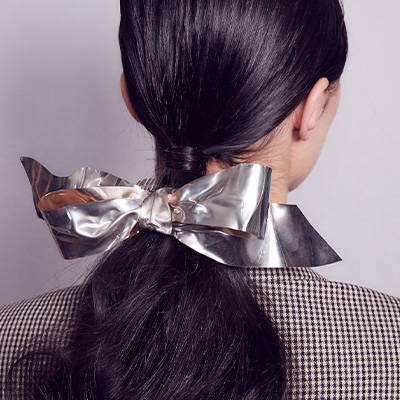 EFFORTLESS SWEPT BACK PONY
