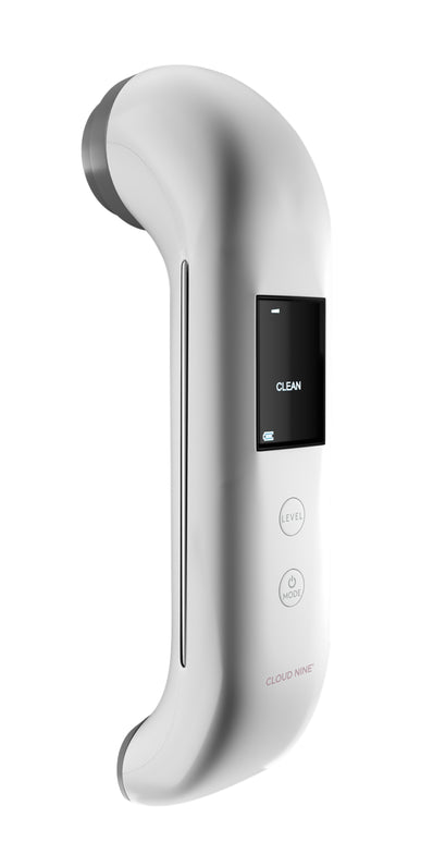 Full view of the CLOUD NINE Rejuvenate beauty device set to Clean Mode.