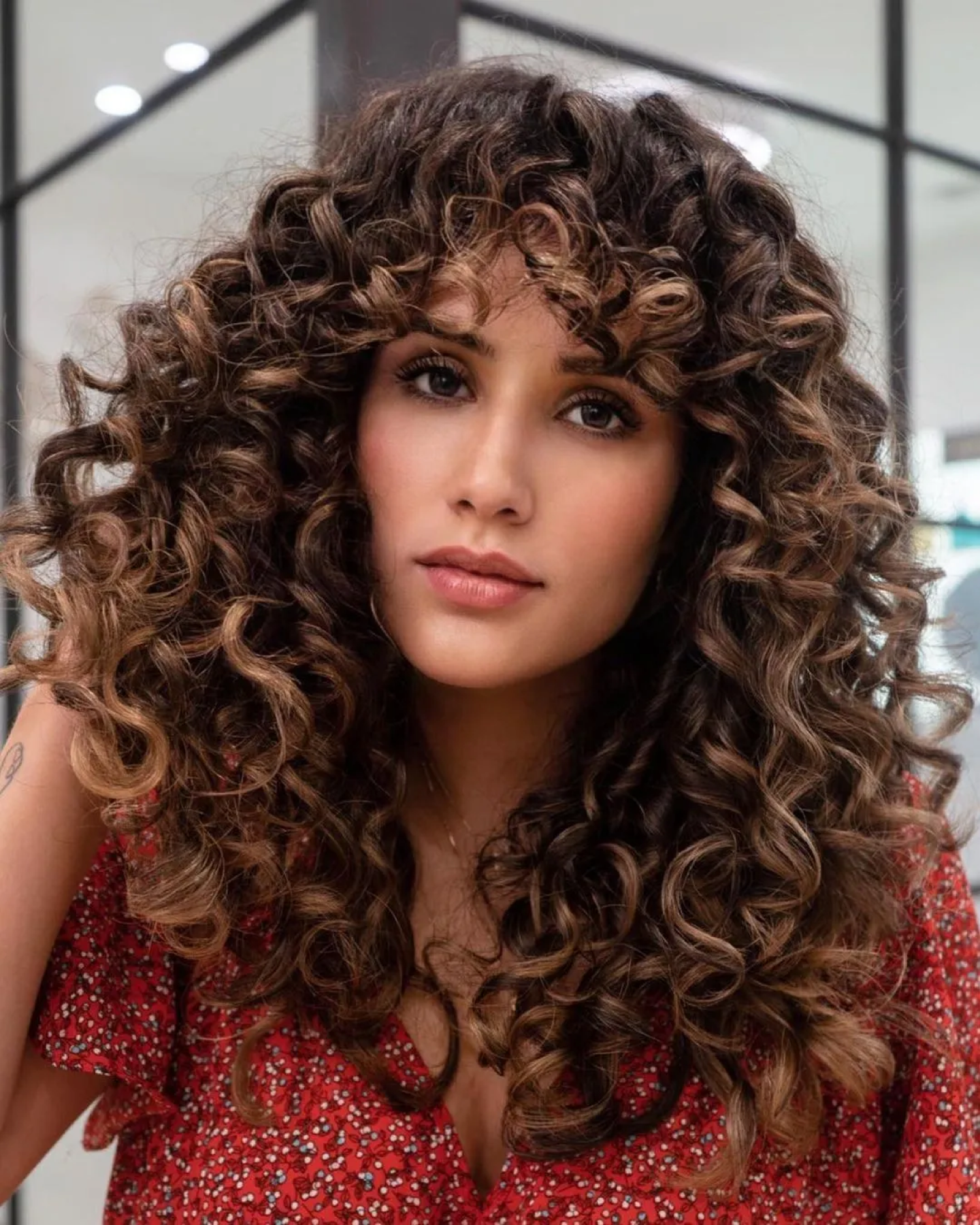 Hair Styles Of Curl In Italian Layered Medium Length Curly Hairstyles 32 Medium Length Curly