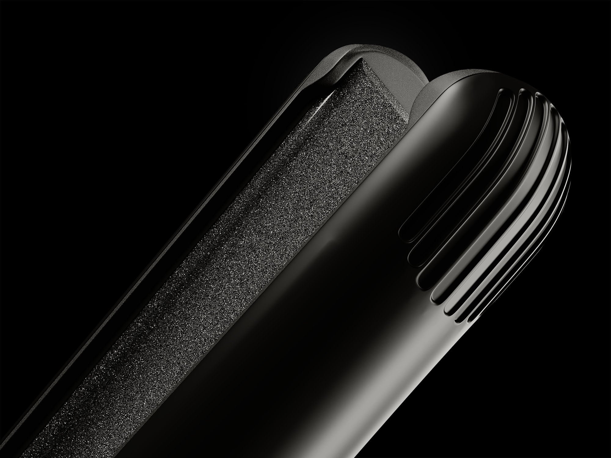 Close up of the floating plates on the black CLOUD NINE Touch Iron.